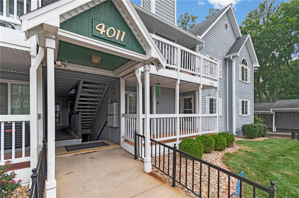 Photo of 4011 S Crysler Avenue #6
