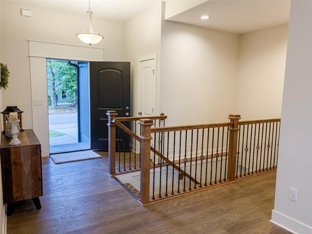Photo 7 of 609 Campbell Street