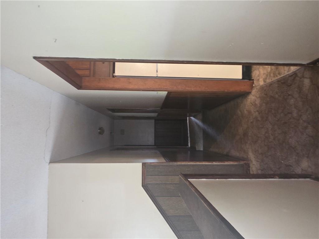 Photo 6 of 207 E 10th Street