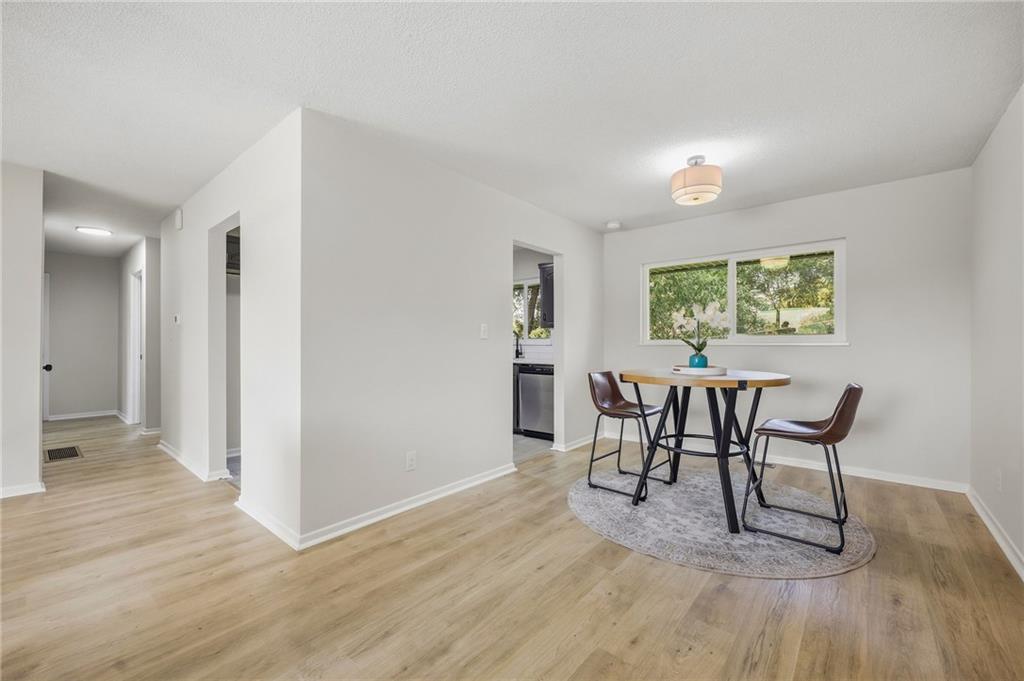 Photo 7 of 8248 Armstrong Avenue