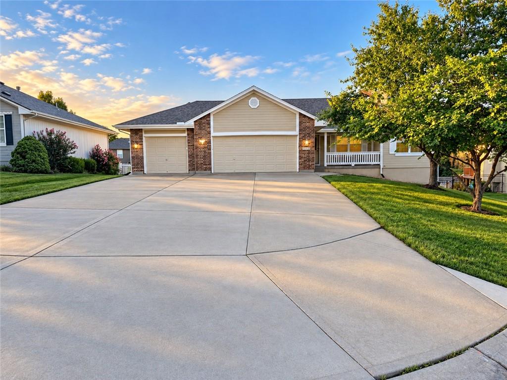 Photo of 1715 Overbrook Lane