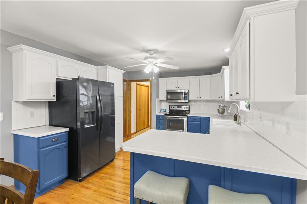 Photo 7 of 1715 Overbrook Lane