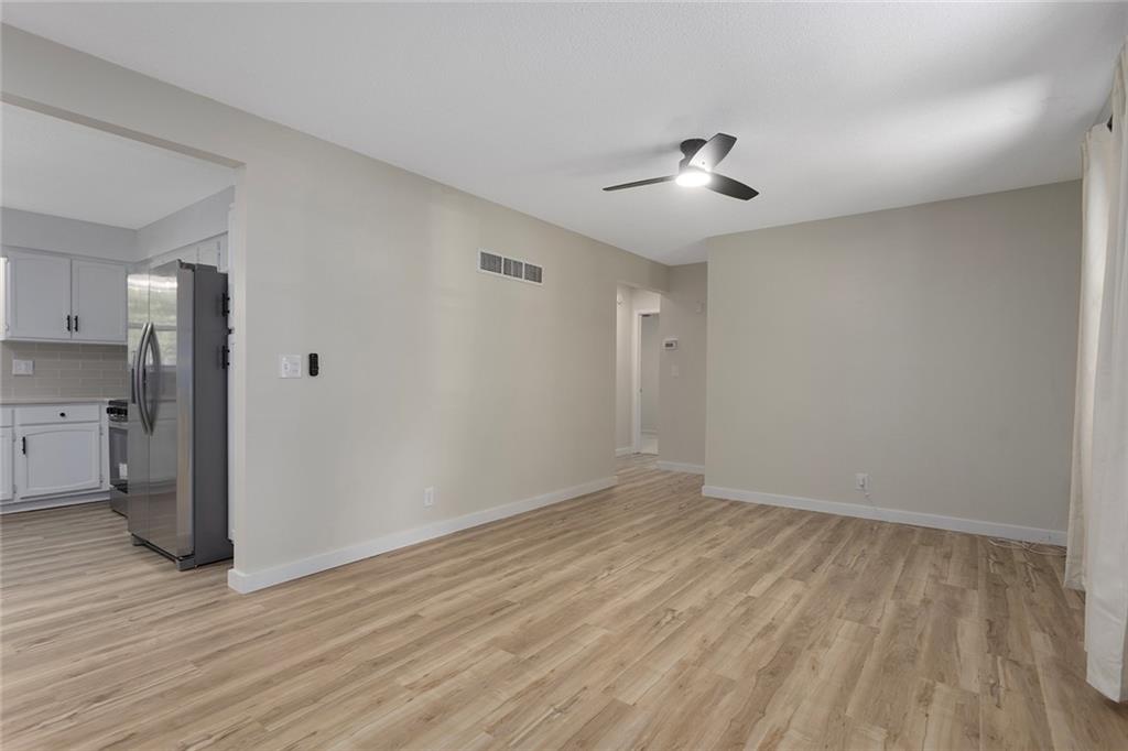Photo 5 of 13421 Lowell Avenue