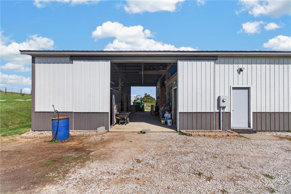 Photo 4 of 4845 SW Springtown Road