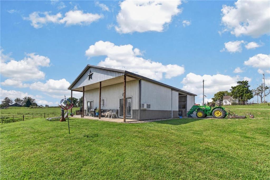 Photo 5 of 4845 SW Springtown Road