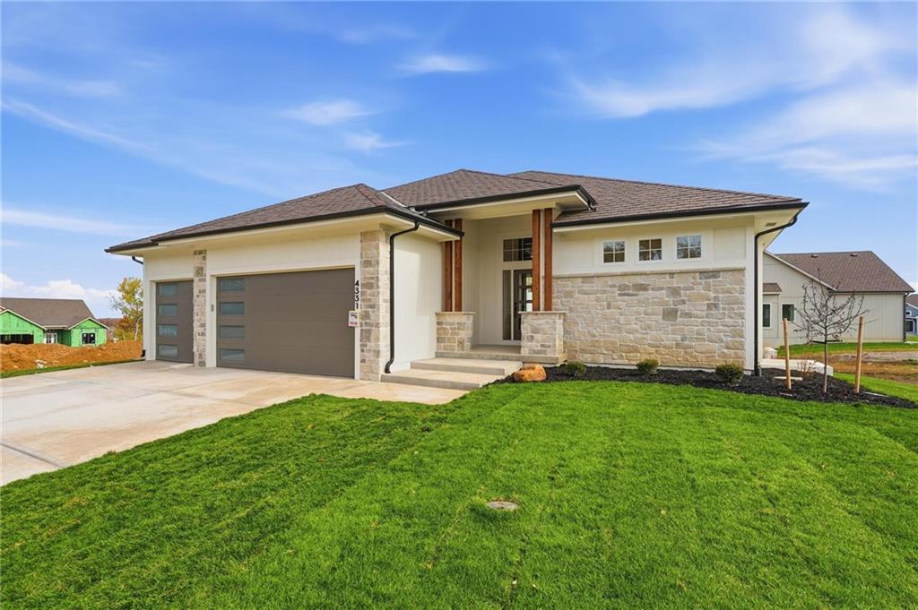 Photo of 1304 Larkspur Place
