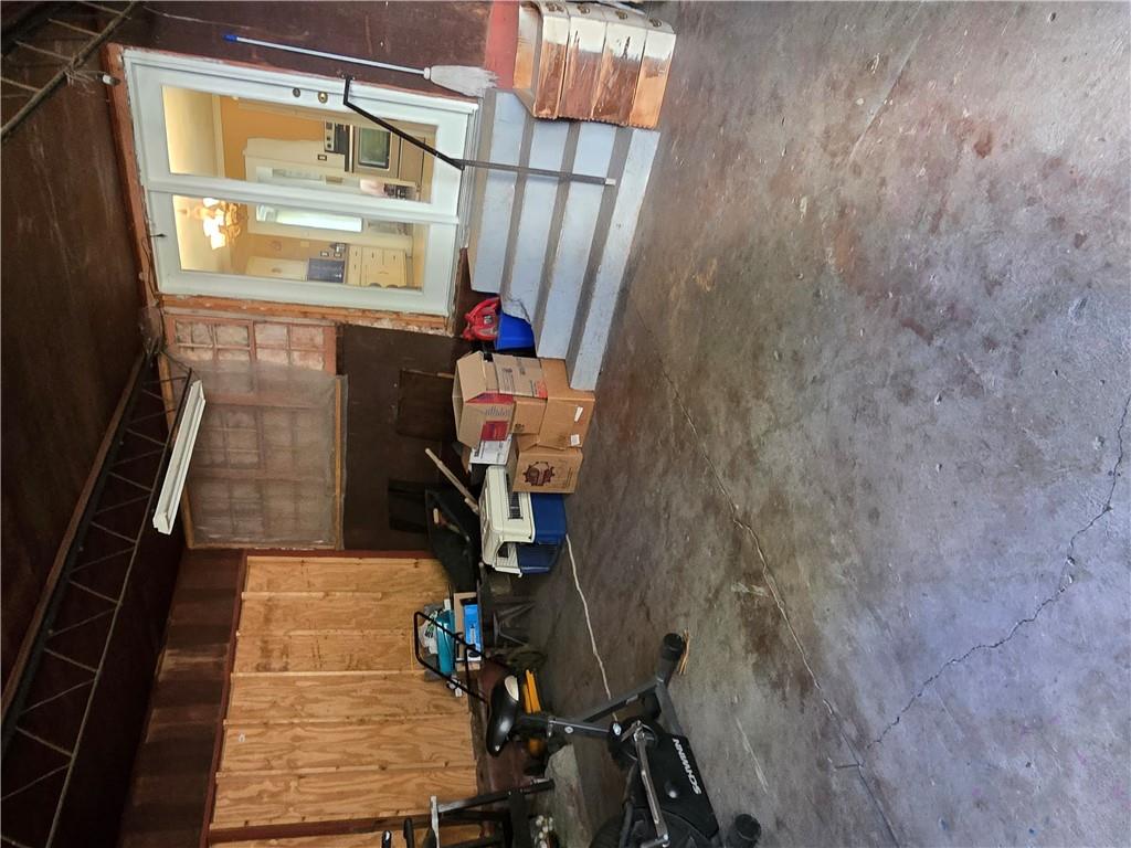 Photo 5 of 485 Donnelly Avenue