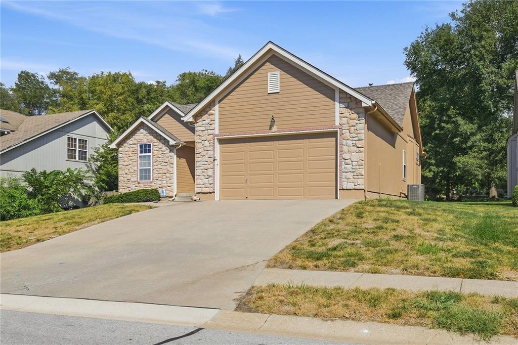 Photo 2 of 1513 NE Craigievar Drive