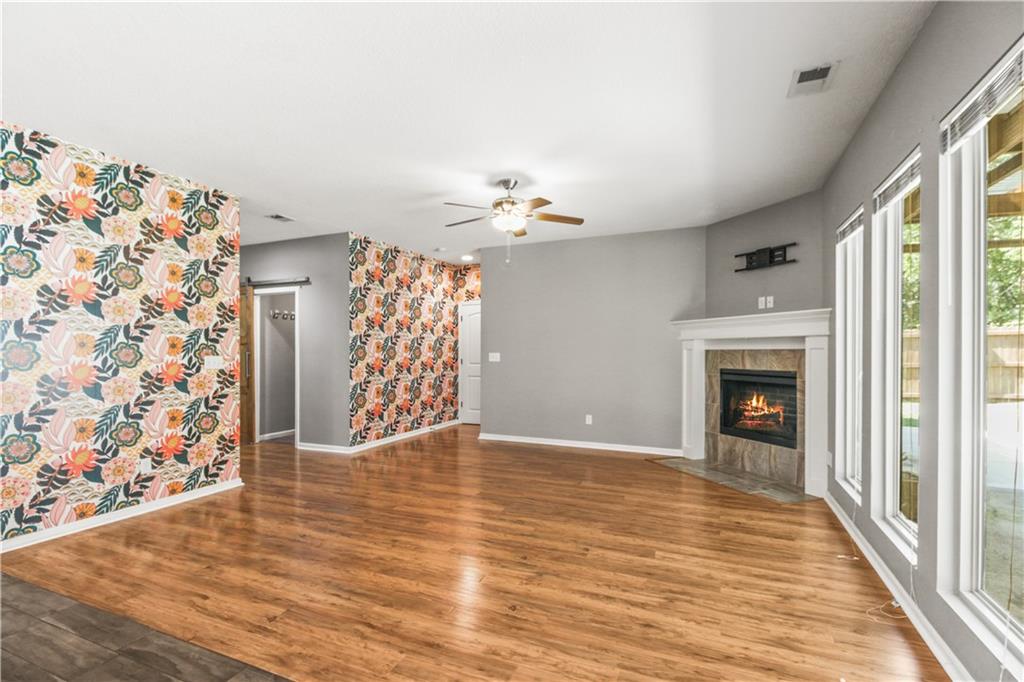 Photo 6 of 618 NW Walnut Street