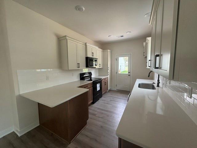 Photo 4 of 444 N Prarie Street