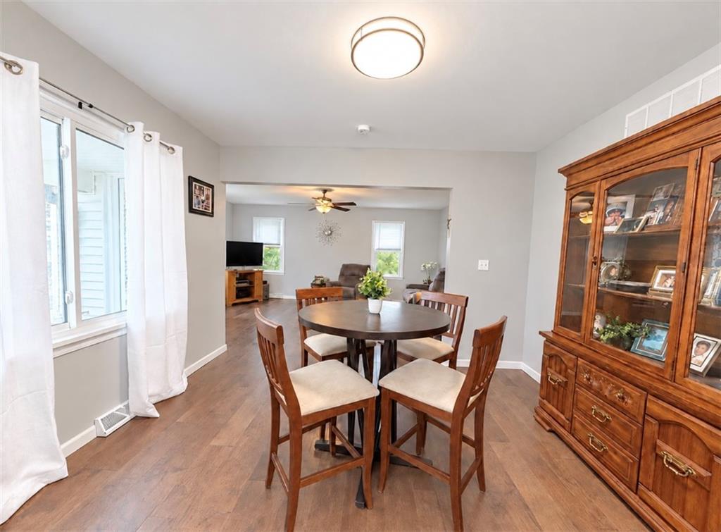 Photo 7 of 216 Moss Avenue