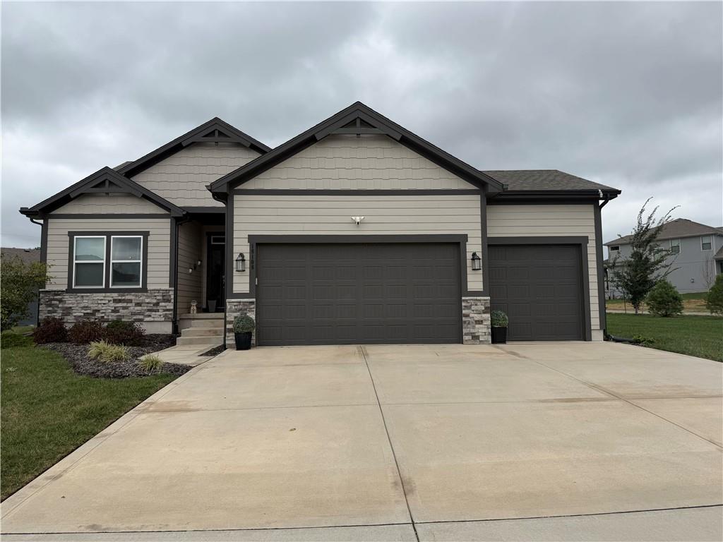 Photo of 18108 Venerable Street in Overland Park, KS