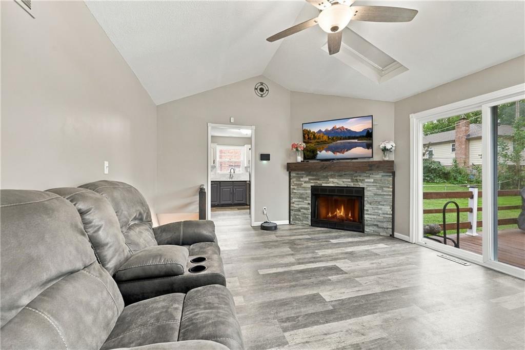 Photo 4 of 11517 McAnany Drive
