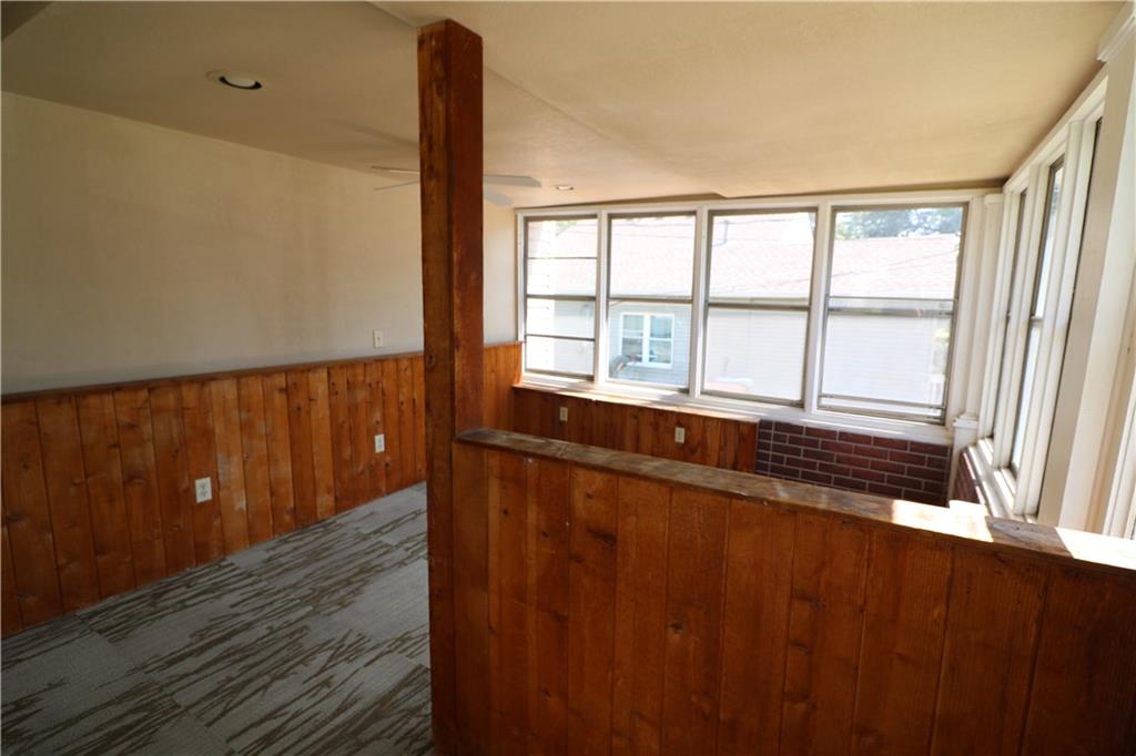 Photo 3 of 423 E Market Street