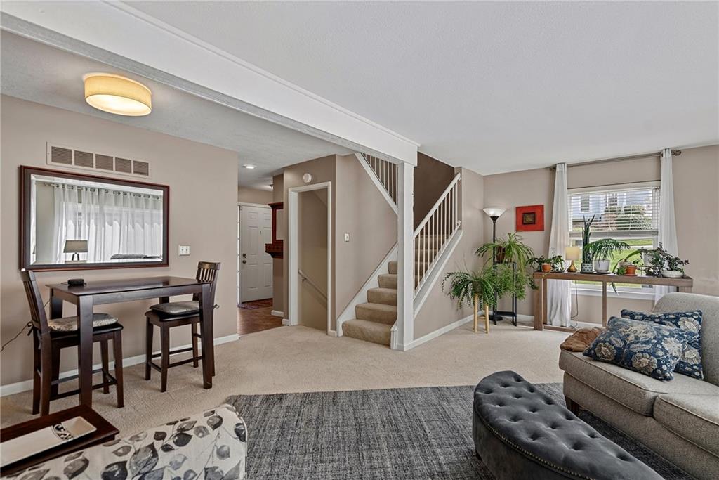 Photo 4 of 8601 W 108th Place