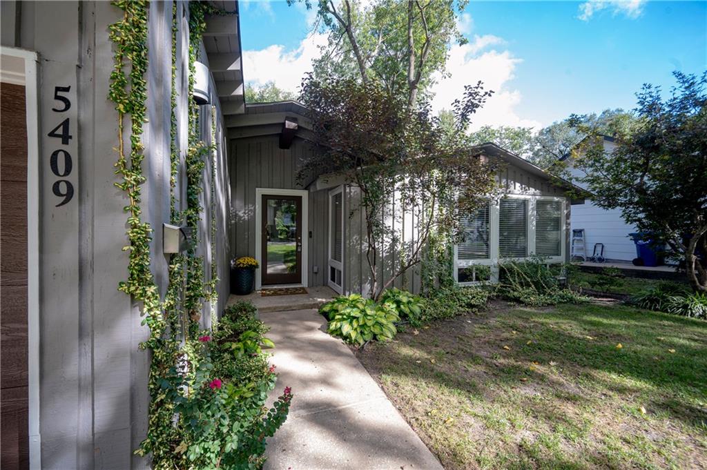 Photo 2 of 5409 Reeds Road