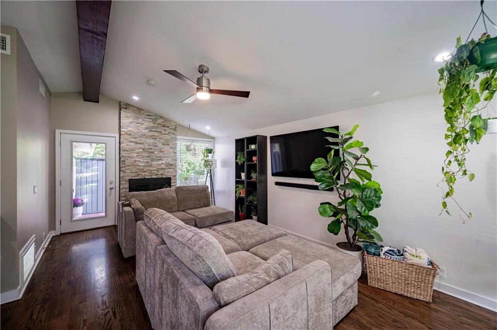 Photo 6 of 5409 Reeds Road