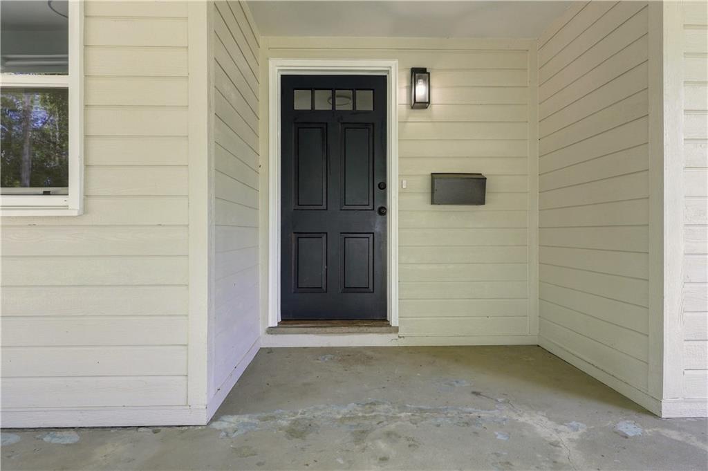 Photo 5 of 9509 E 79th Street