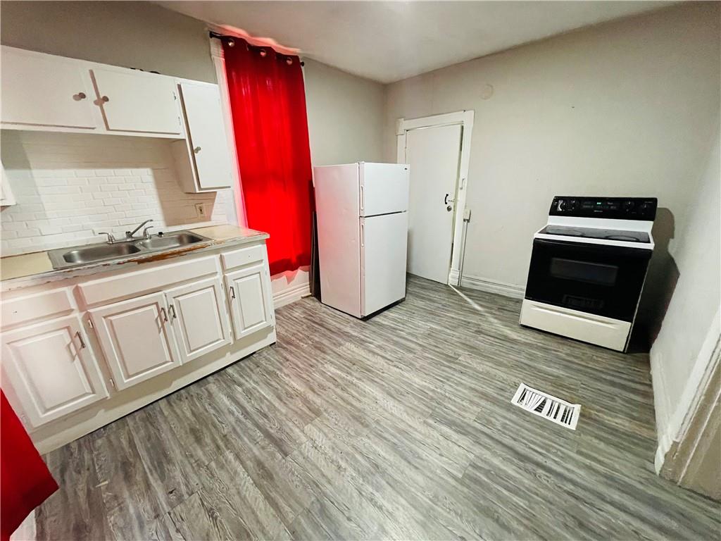 Photo 6 of 263 N Mill Street