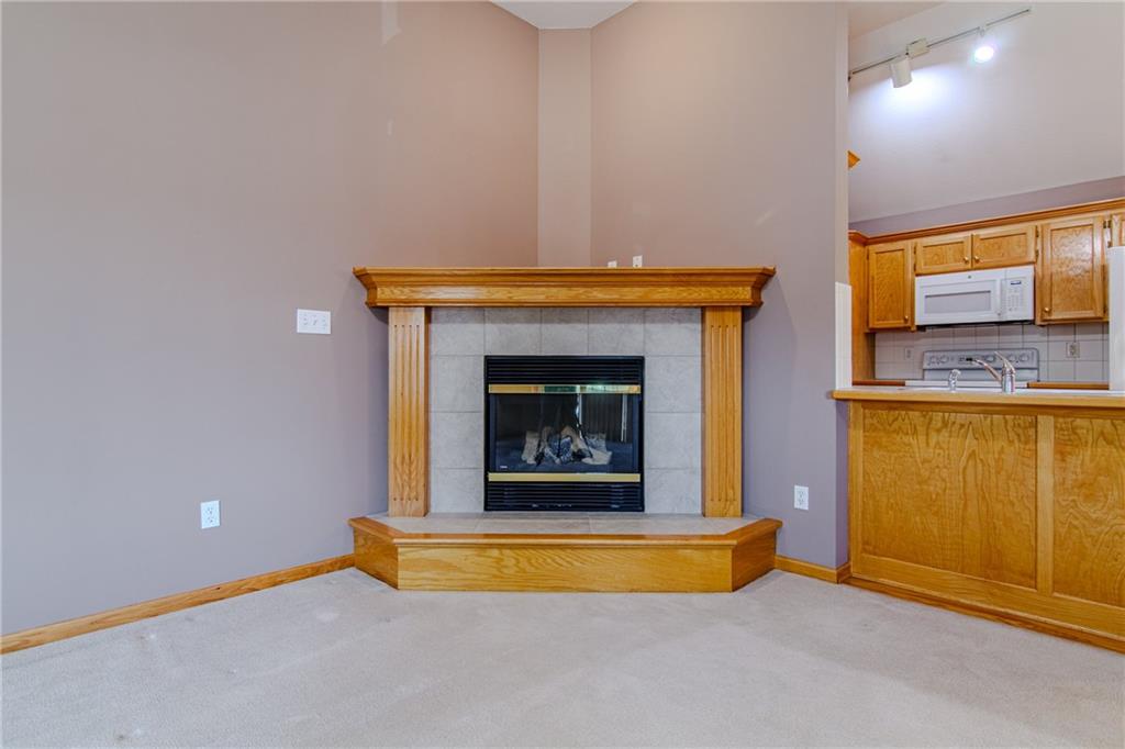 Photo 5 of 1116 Adams Circle