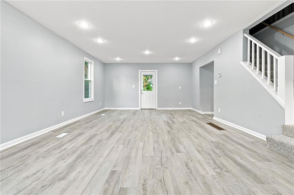Photo 5 of 2421 N 72ND Street