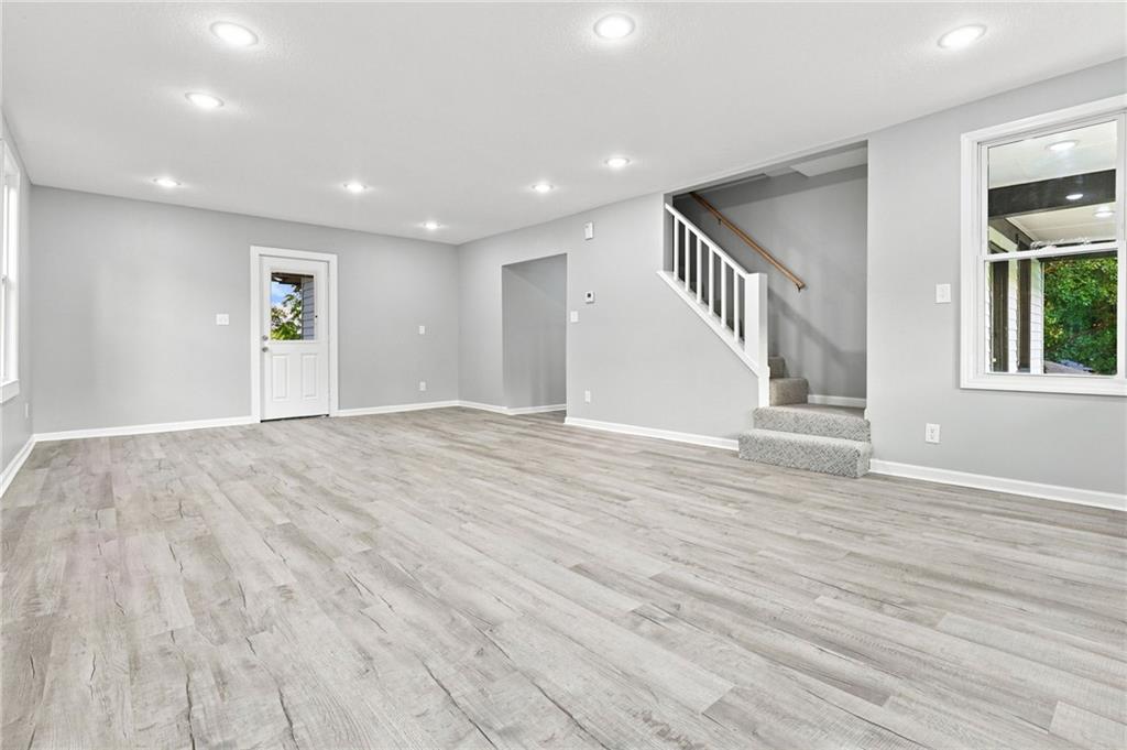 Photo 6 of 2421 N 72ND Street