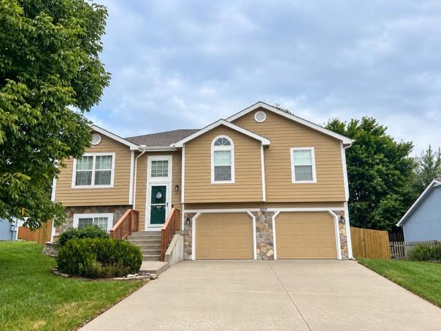 Photo of 307 Leander Street in Eudora, KS