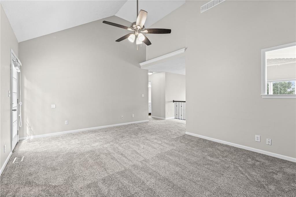 Photo 6 of 1100 Susan Street
