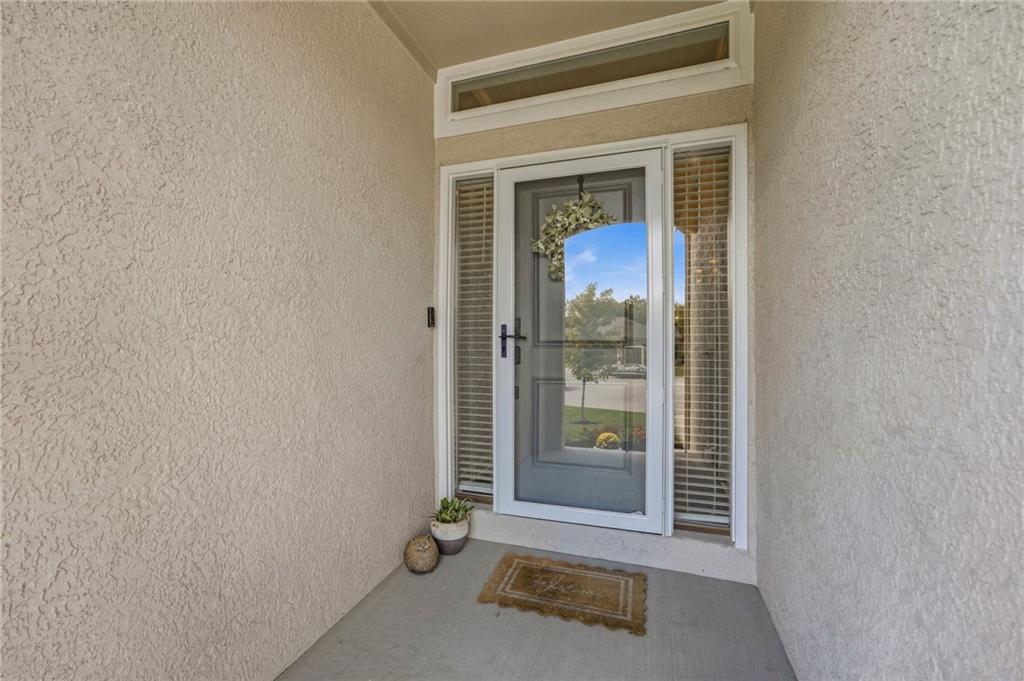 Photo 5 of 4404 SW Nautilus Place
