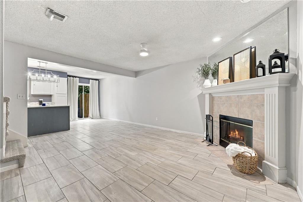 Photo 7 of 6003 NE Moonstone Drive