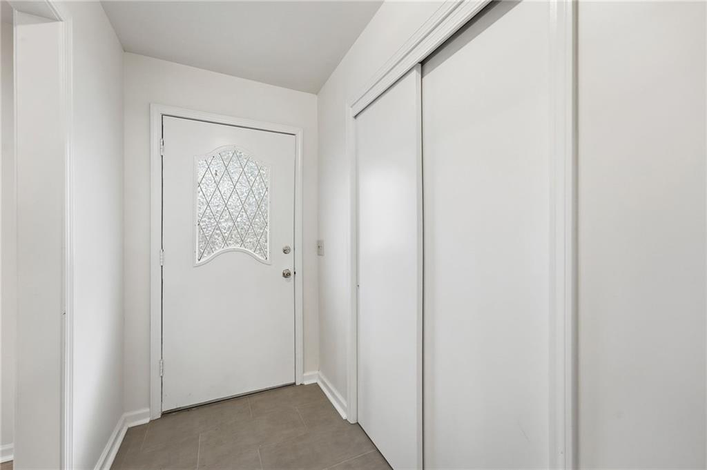 Photo 3 of 7106 Halsey Drive