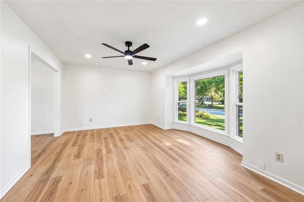 Photo 5 of 7106 Halsey Drive