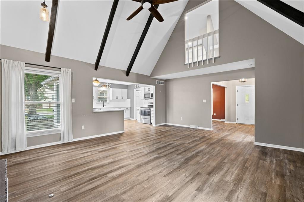 Photo 6 of 3712 SW Christiansen Drive