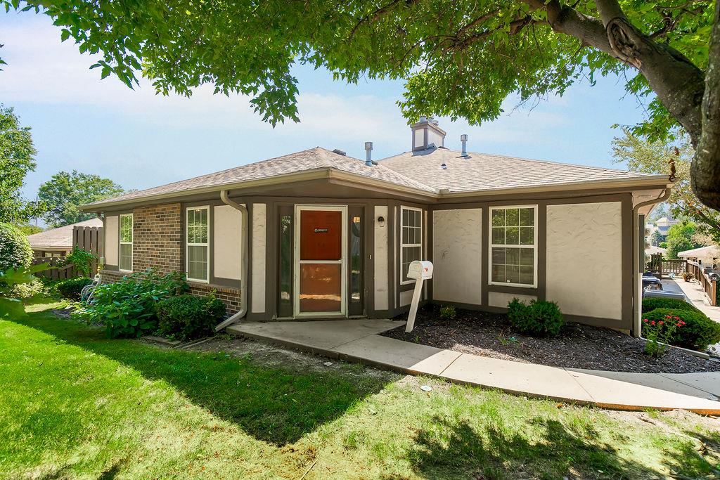Photo of 304 E Hansen Court