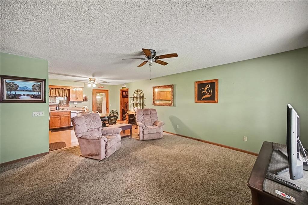 Photo 6 of 1006 Town And Country Lane