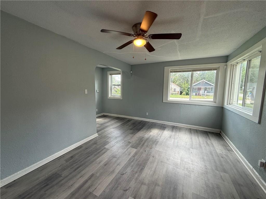 Photo 4 of 6741 Agnes Avenue