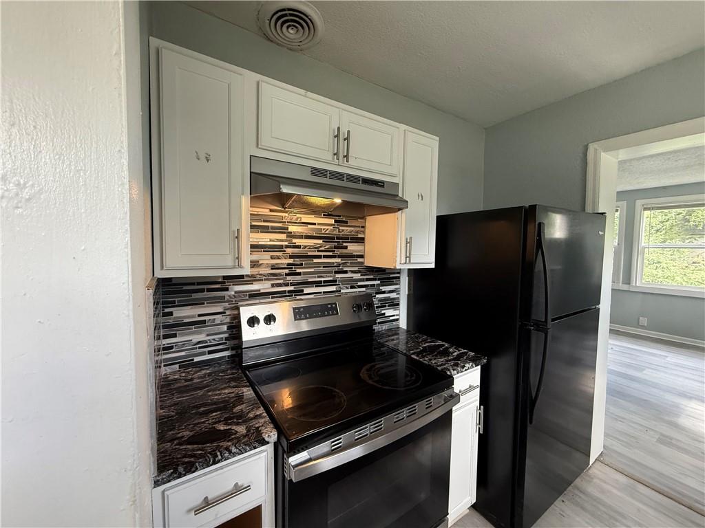 Photo 5 of 6741 Agnes Avenue
