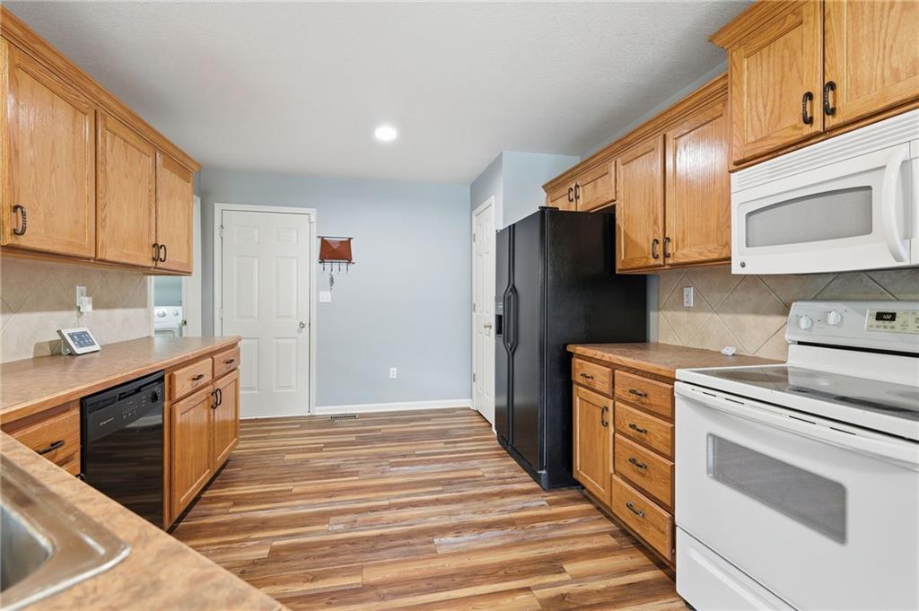 Photo 5 of 1803 Villa Drive