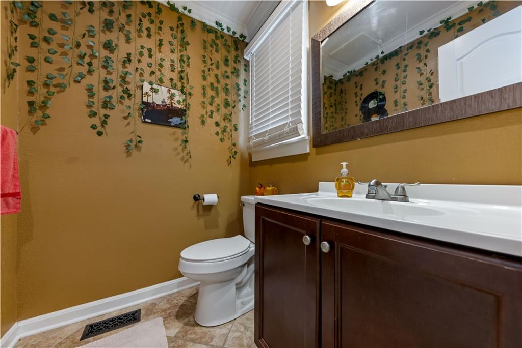 Photo 5 of 1107 N 84th Terrace