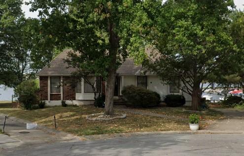 Photo of 4397 SW Breezy Point Lane in Lee's Summit, MO
