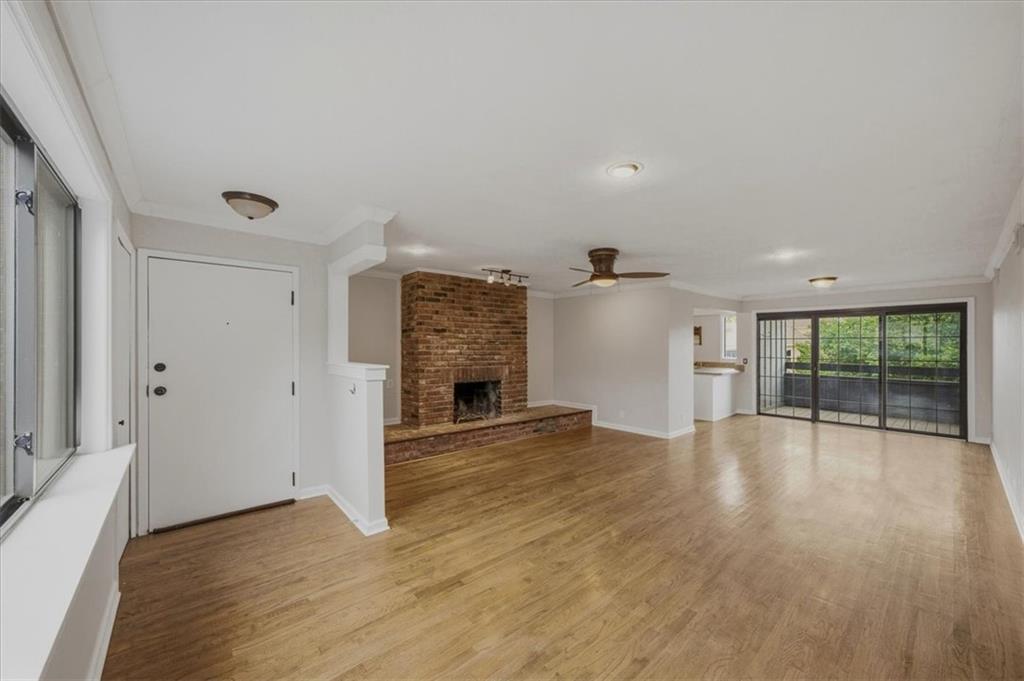 Photo 2 of 4056 Warwick Boulevard #6