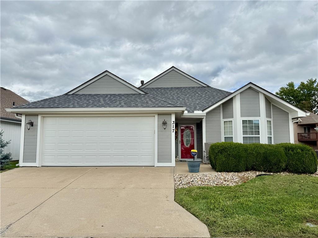 Photo of 317 NW Vail Court in Blue Springs, MO