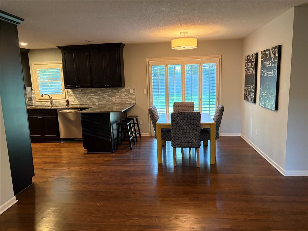 Photo 5 of 2230 W 71st Street