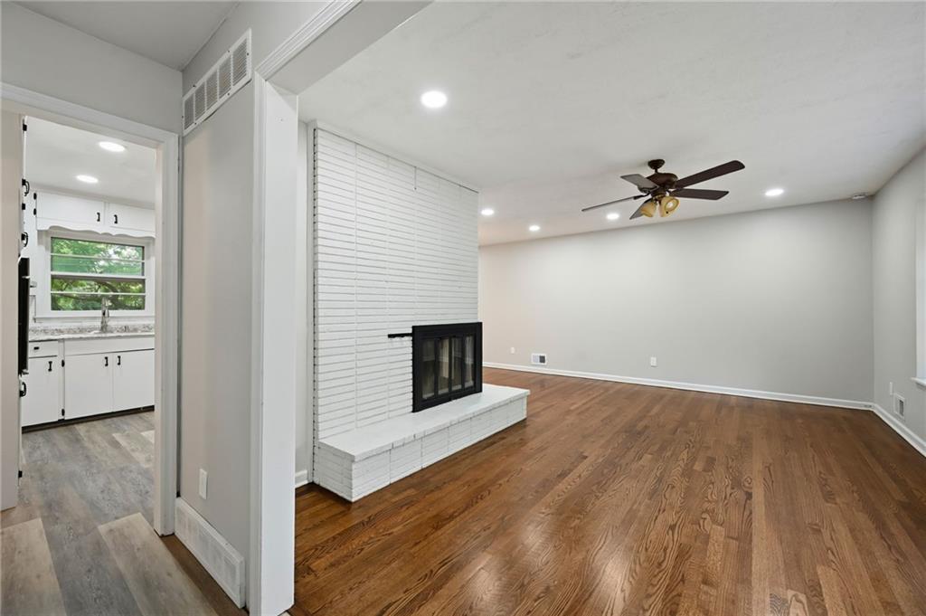 Photo 6 of 8206 Elm Avenue