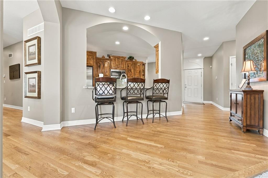Photo 4 of 3829 S Coachman Drive
