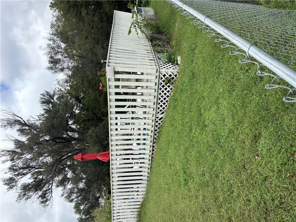 Photo 3 of 712 Rees Street
