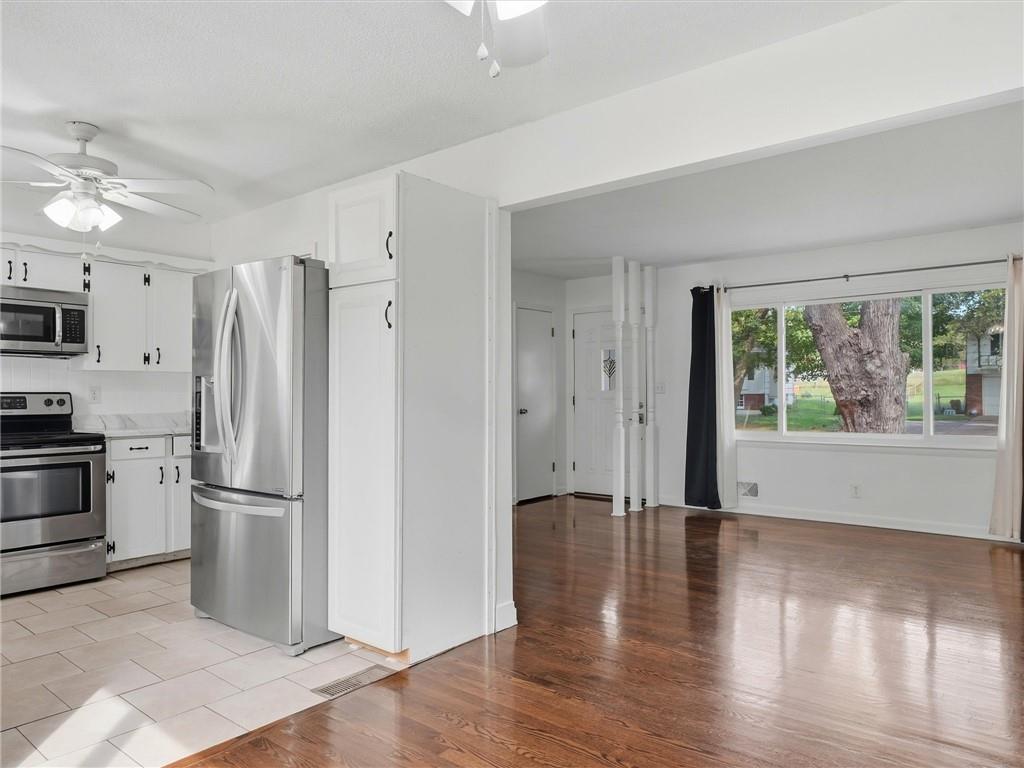 Photo 6 of 9721 E 50th Street