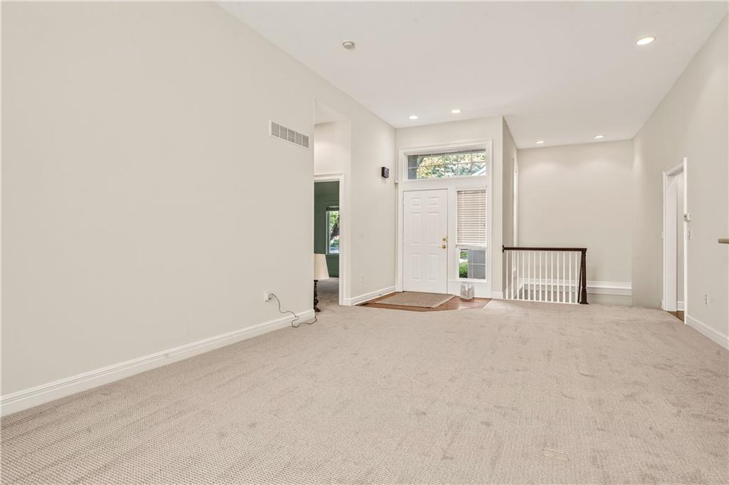 Photo 5 of 12940 Travis Street