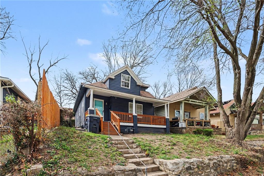 Photo 2 of 2116 Kansas Avenue
