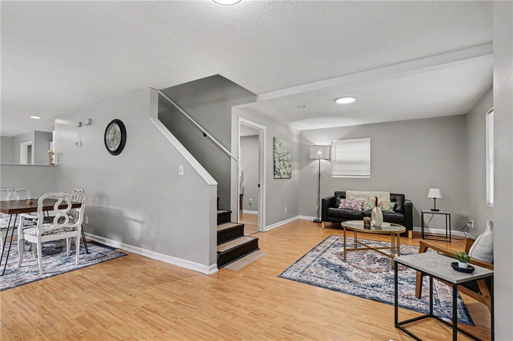 Photo 5 of 2116 Kansas Avenue